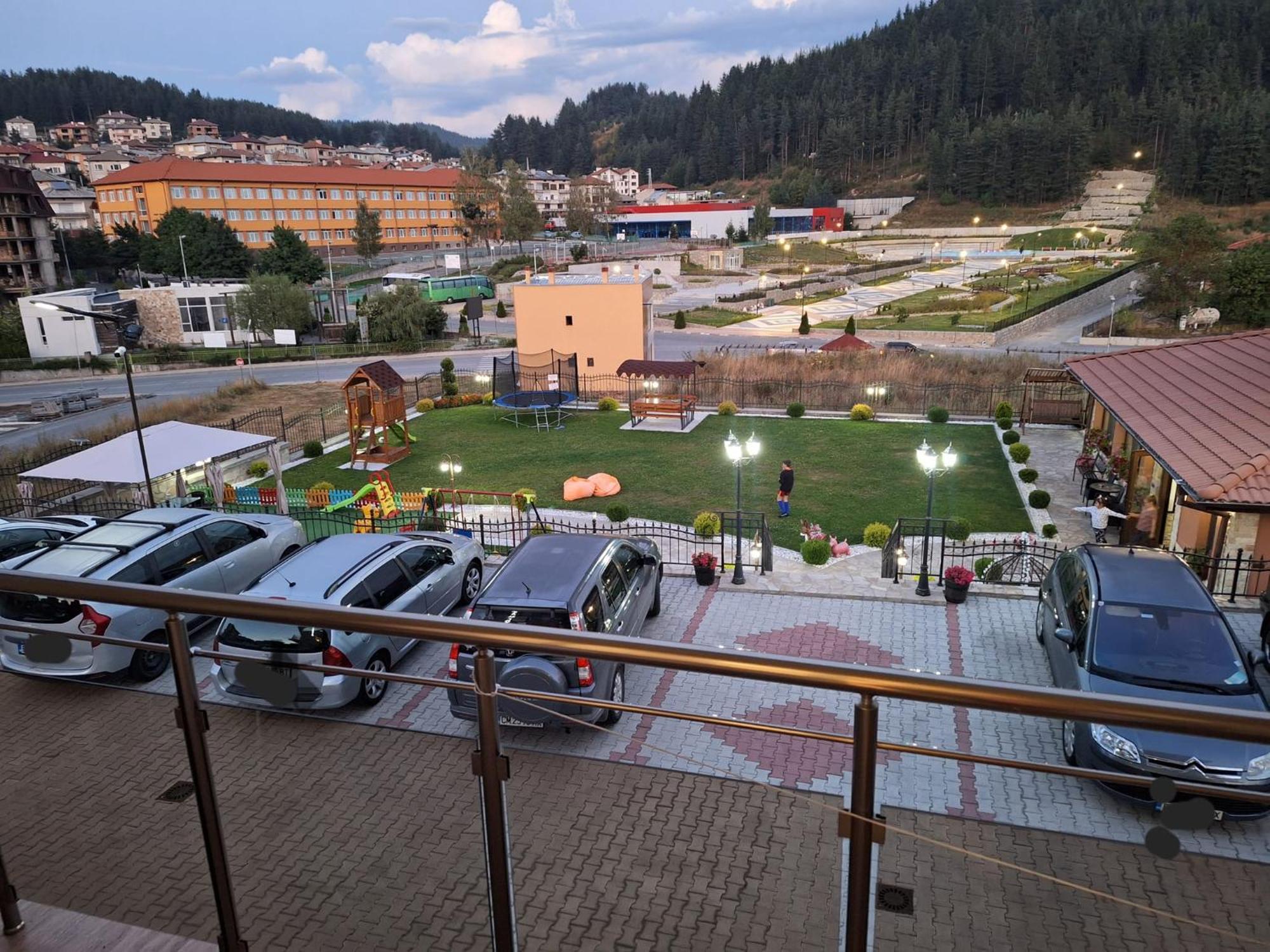Hotel Perla Dospat Exterior foto